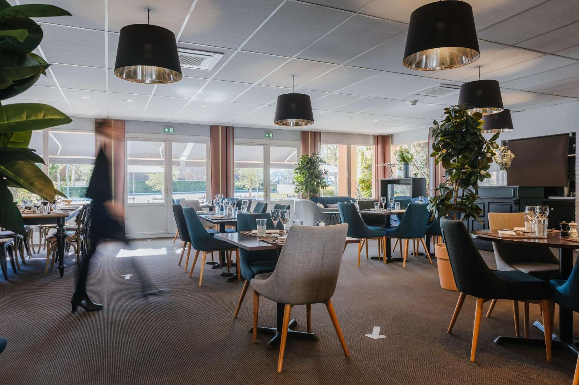 Sure Hotel By Best Western Châteauroux Екстериор снимка